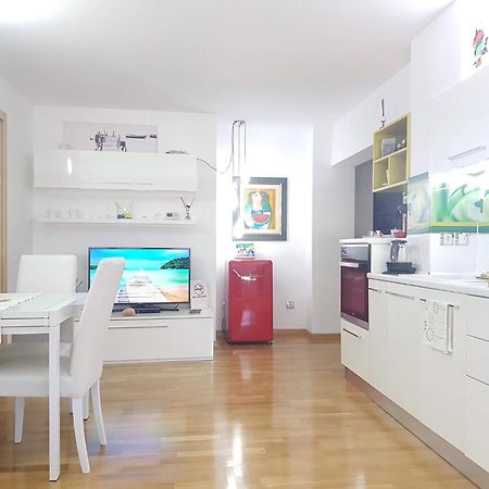 יאשי White Dream Suites מראה חיצוני תמונה