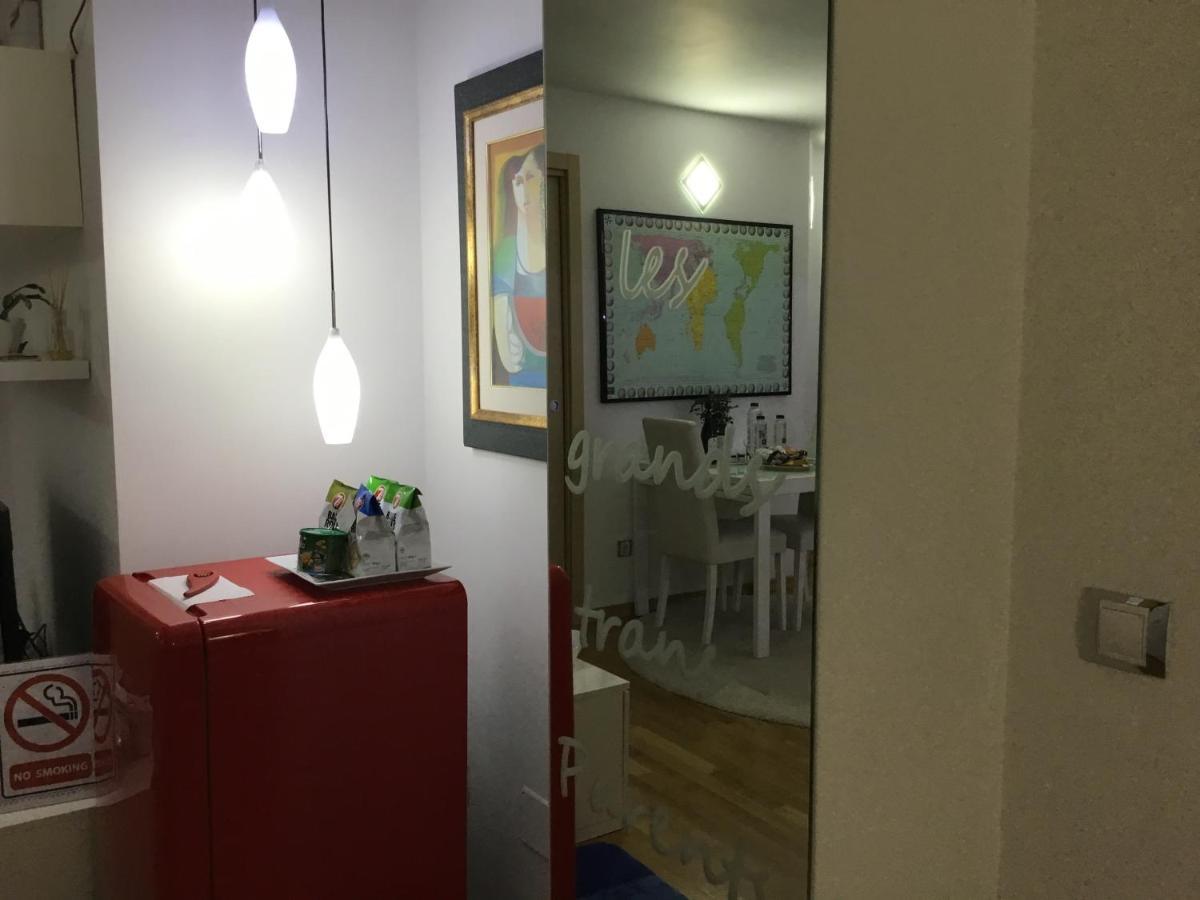 יאשי White Dream Suites מראה חיצוני תמונה