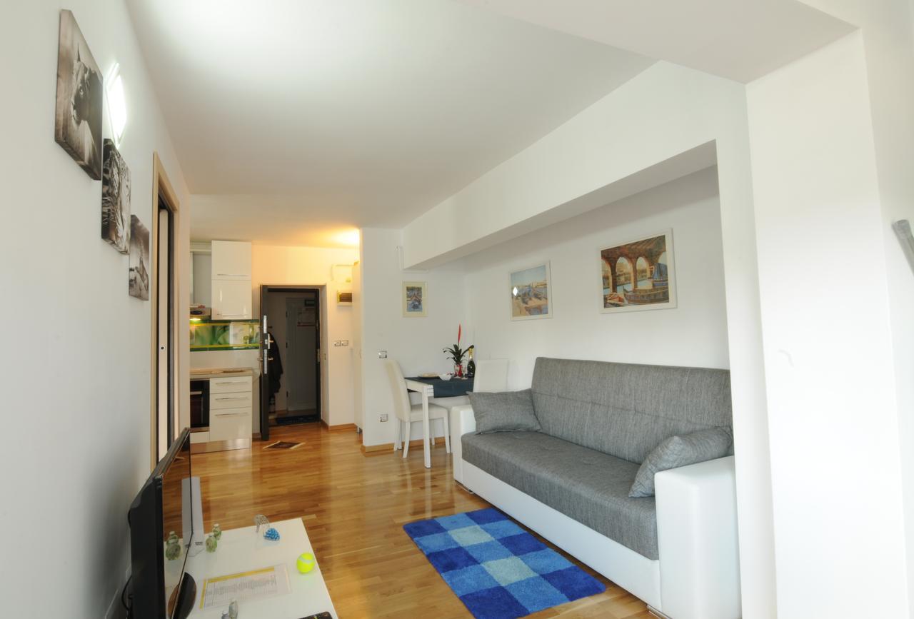 יאשי White Dream Suites מראה חיצוני תמונה