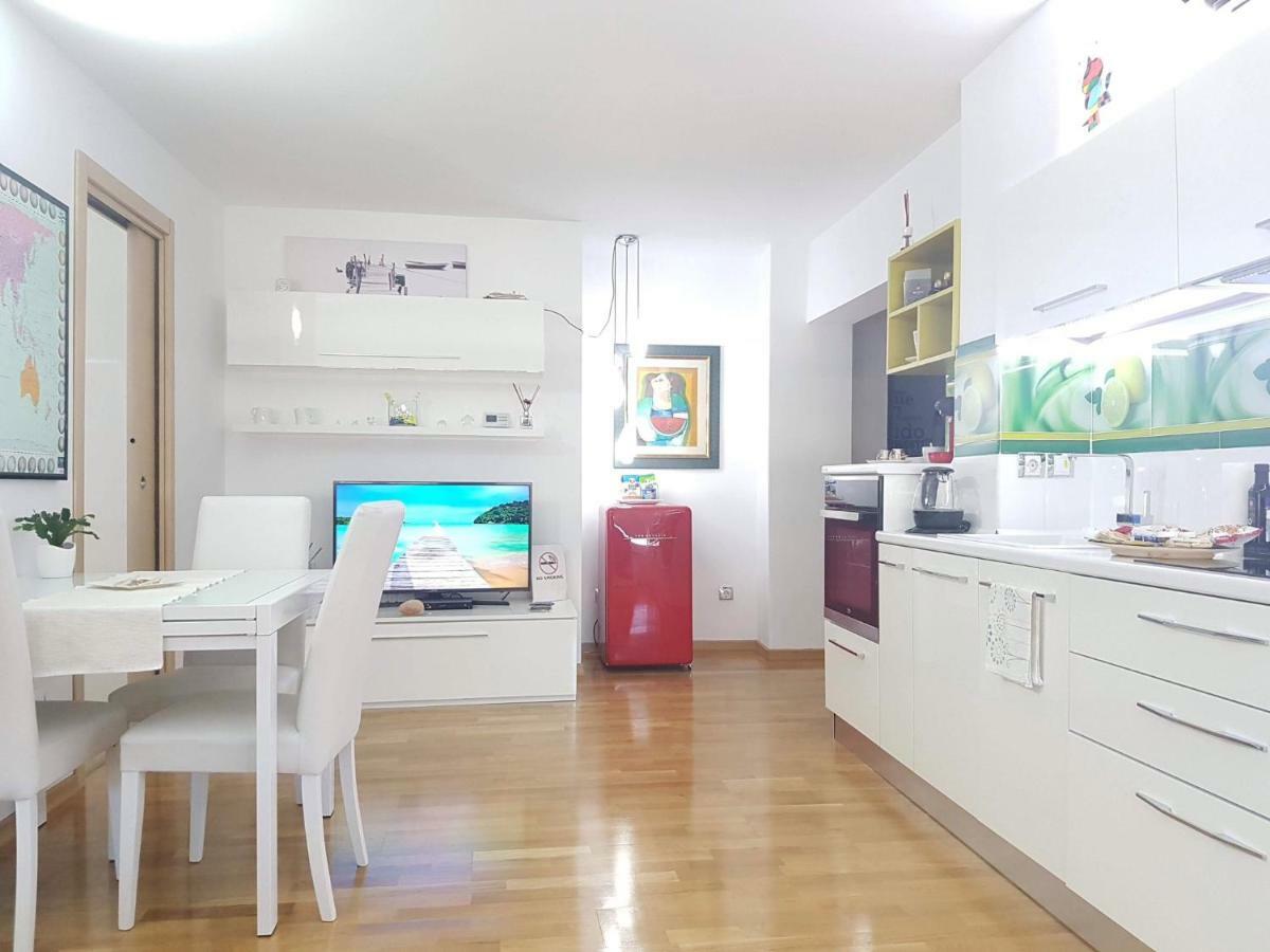 יאשי White Dream Suites מראה חיצוני תמונה